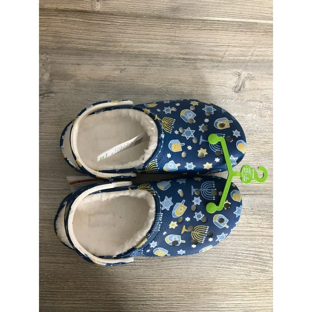 Crocs Classic Lined Holiday Clog Hanukkah 209326-90H Menorah Blue Star W 6 M 4